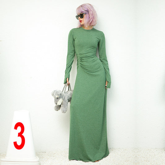 Robe longue plissée taille haute élégante et ajustée – Style chic et sophistiqué