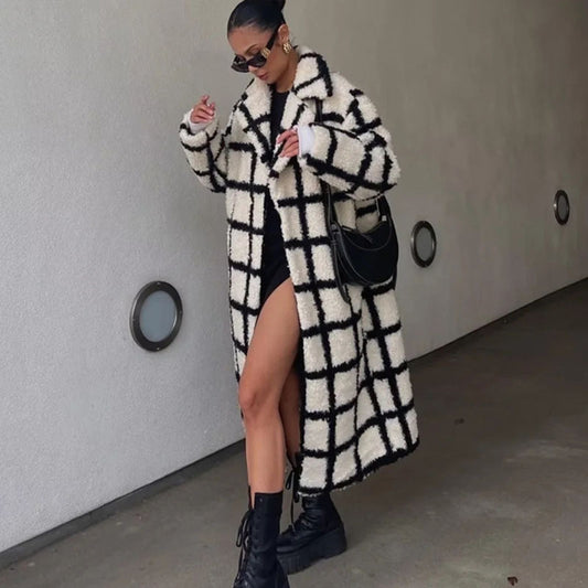 Chloe Karo-Trenchcoat