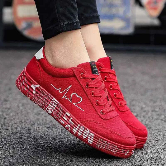 RoundLift Sneakers"