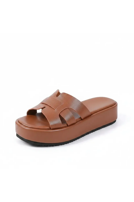 Off Duty Elevation Sandals
