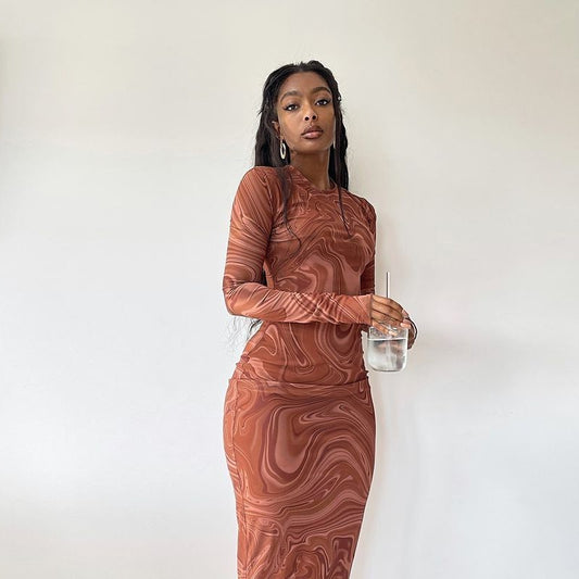 Robe midi imprimée à manches longues – Style chic et élégant