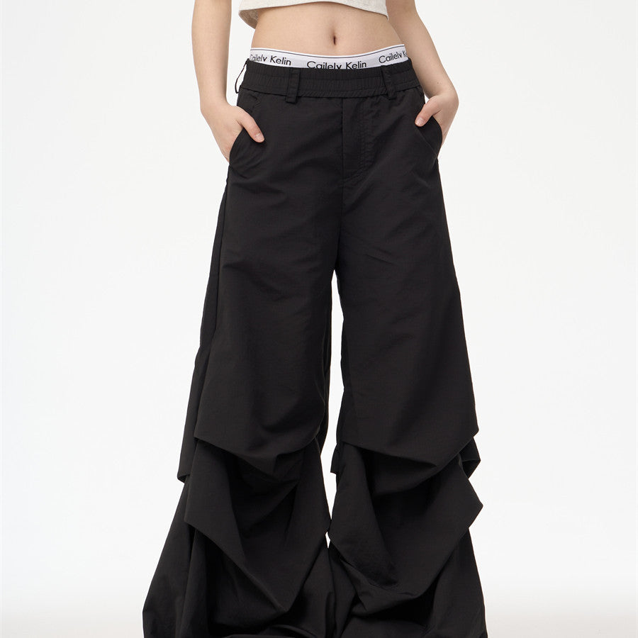 Avantgardistische, mehrlagige Weitbeinhose 