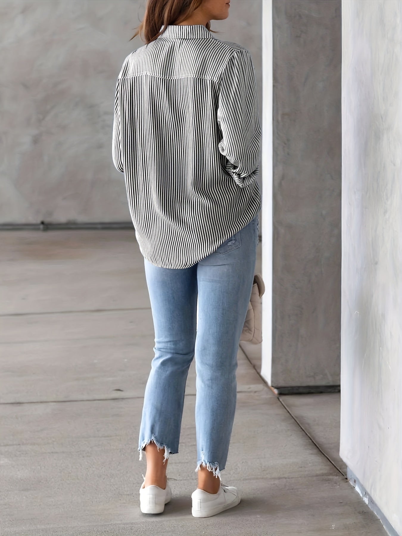 Weekend Mood Button-Up