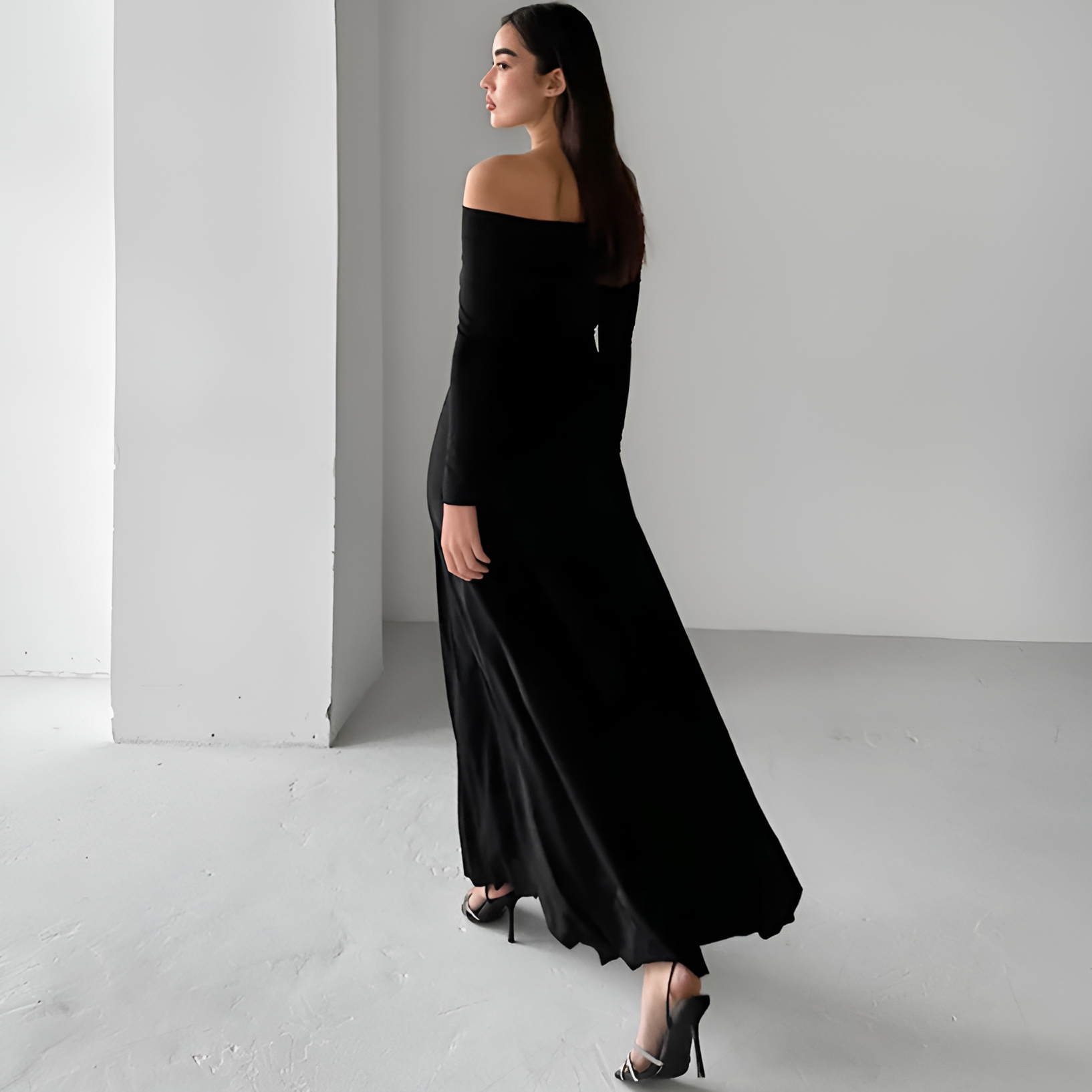 Robe en tricot à épaules dénudées Verve Hour 