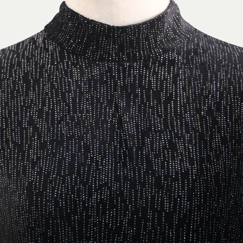 Robe moulante à manches longues et coutures contrastées