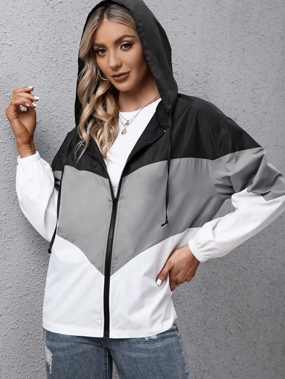 Hooded Mountaineering Windbreaker Jacket