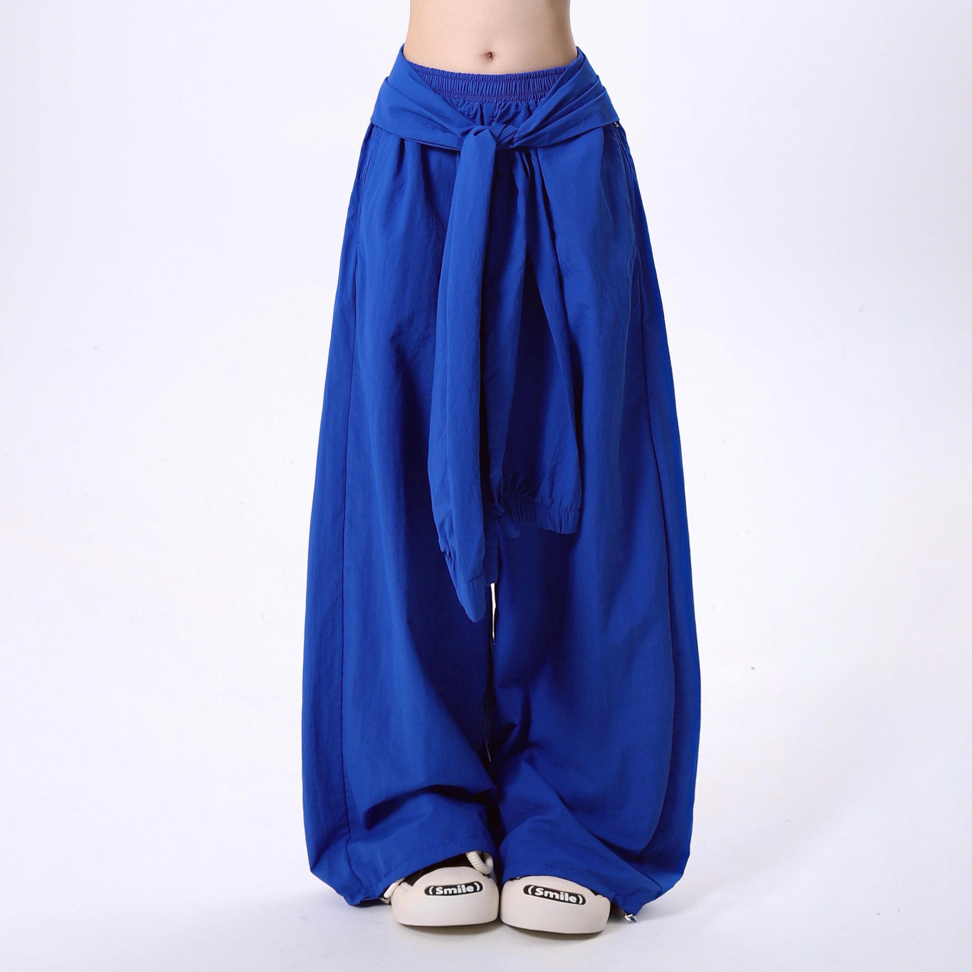 Urban Tie-Waist Wide-Leg Cargo Pants