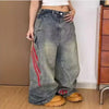 Baggy-Jeans mit Streifenmuster 