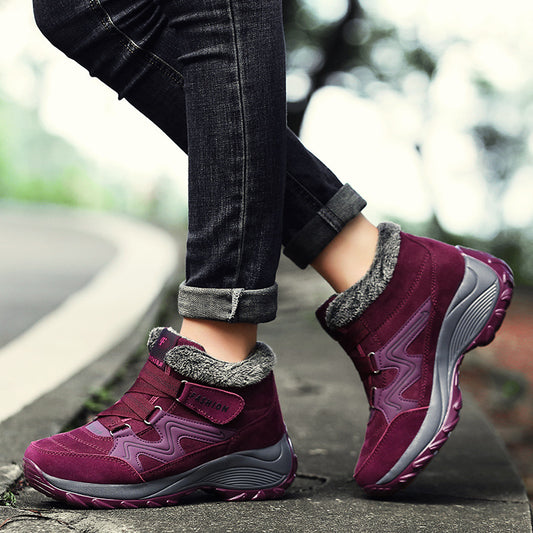 Trail Walk Sneakers"