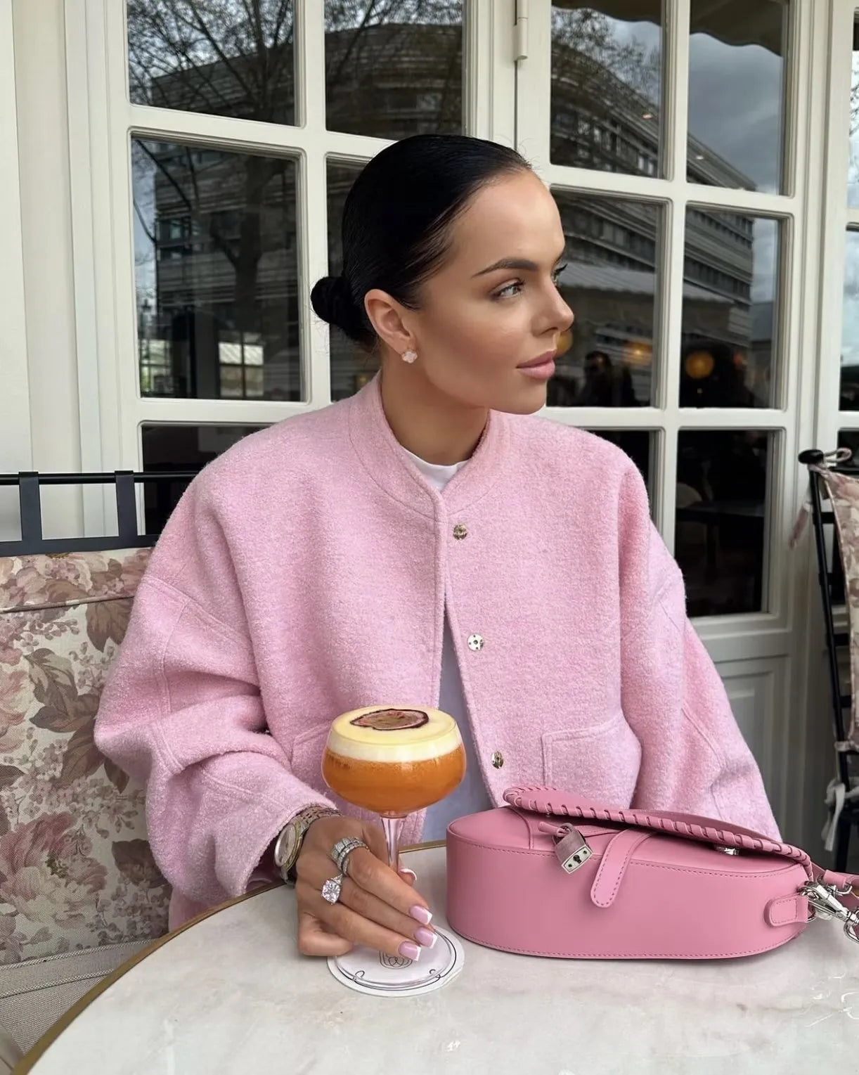 Viel Spaß! Große, lockere Bomberjacke mit viel Tasche