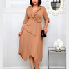 Robe tailleur plissée mi-longue chic