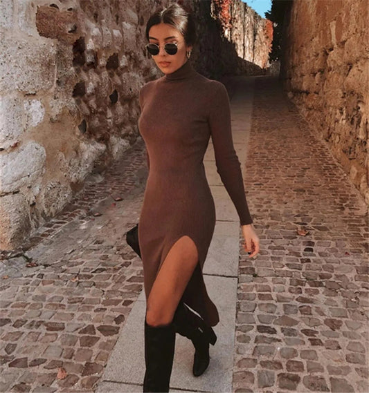 Robe longue élégante et ajustée avec fentes latérales – Mode chic et sophistiquée