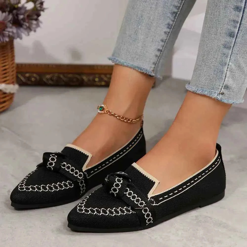 BowKnit Flats"