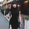 Mini-robe cheongsam en velours Noir Dynasty