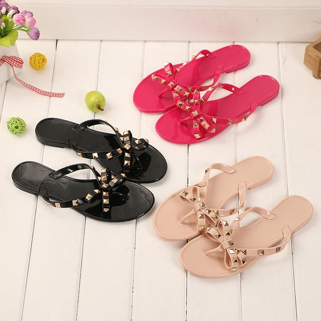 Easy Flat Sandals"