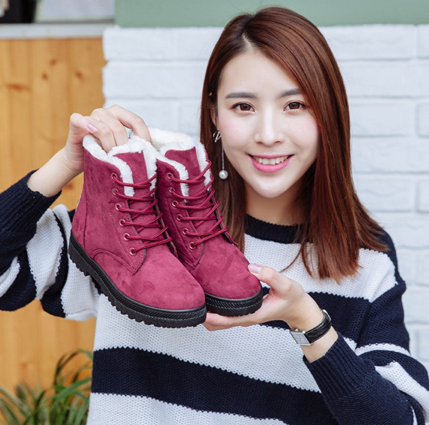 Women's Winter Snow Boots – Large Size Flat Cotton Shoes with Plush Lining