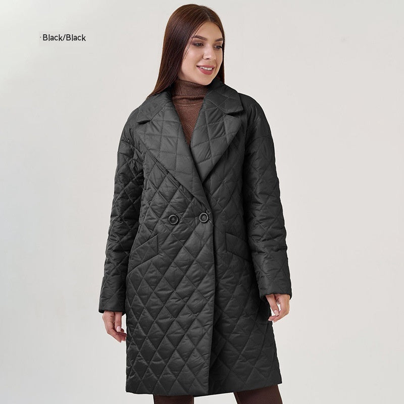 Minimalistischer karierter Wintermantel 