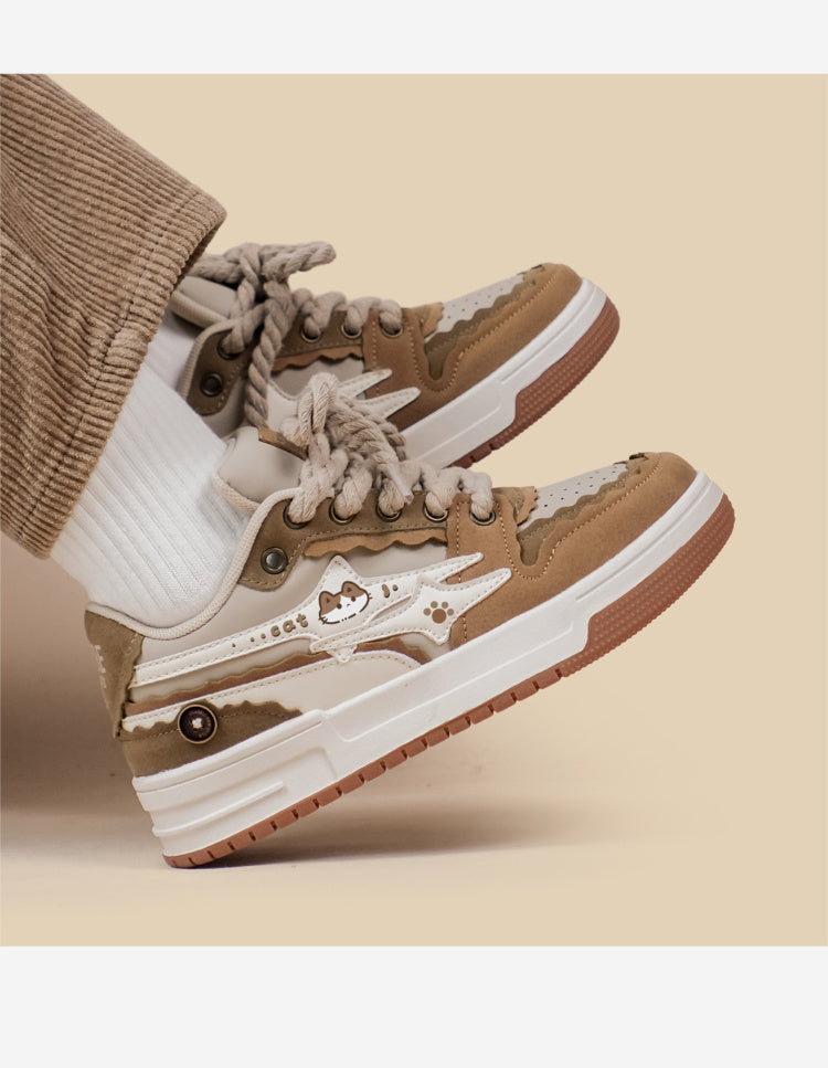 Retro Edge Sport Sneakers"