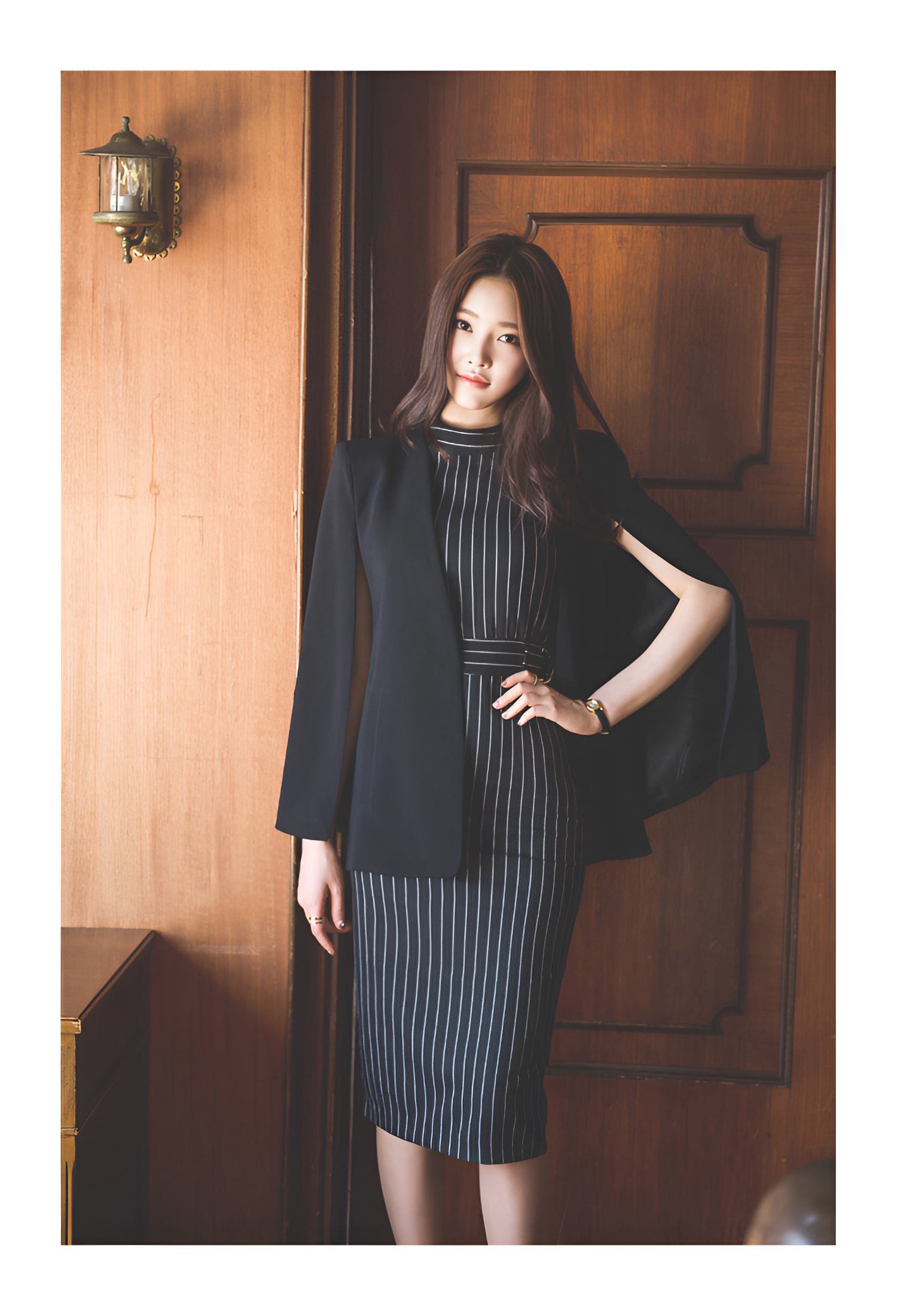 Robe mi-longue bombshell pour salle de conférence 