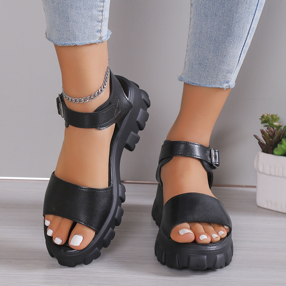 Women’s Fashion Casual Solid Color Platform Sandals – Comfortable & Stylish Summer Footwear