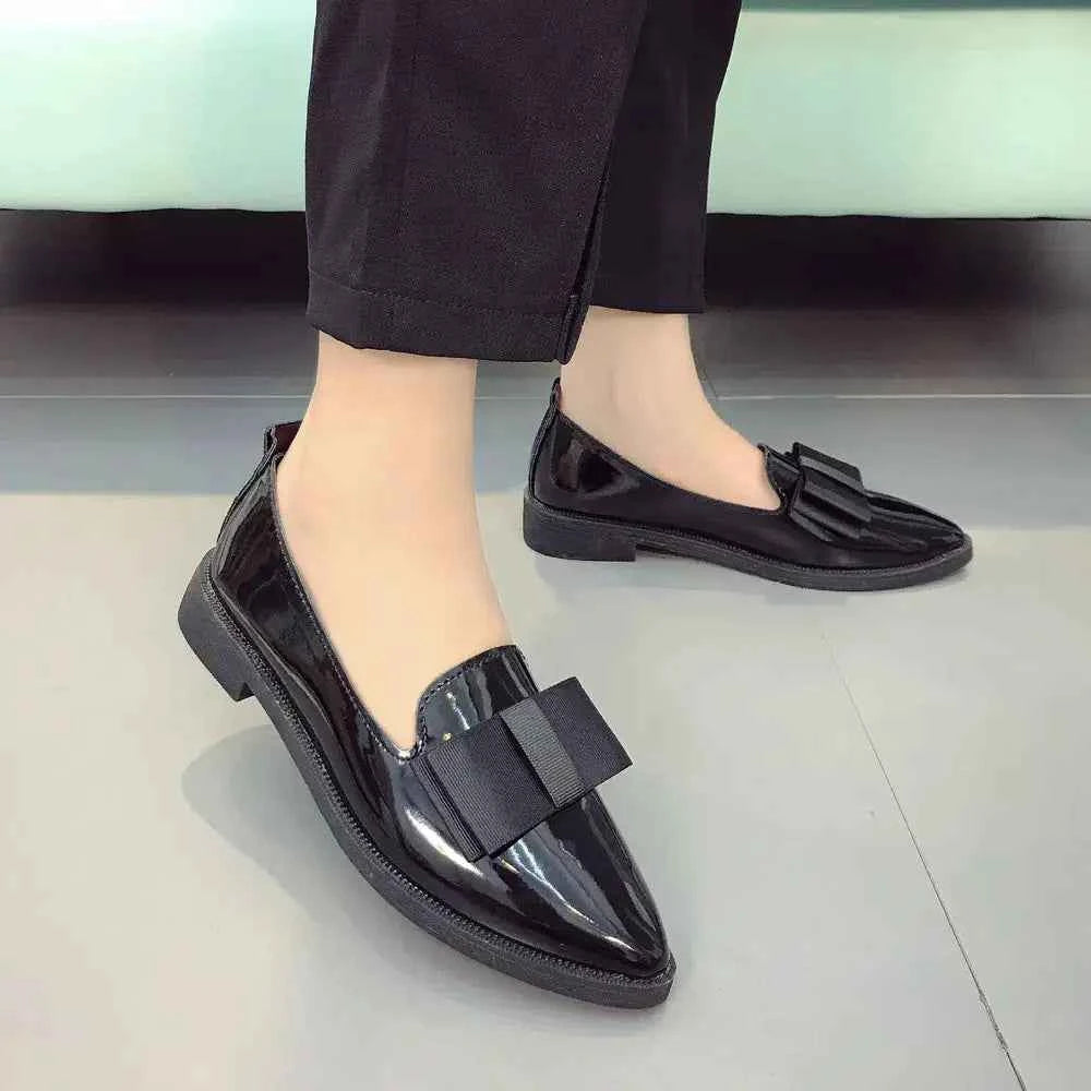 BowPoint Loafers"
