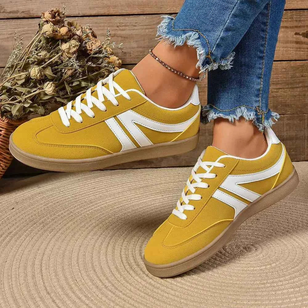 FlatLace Sneakers"
