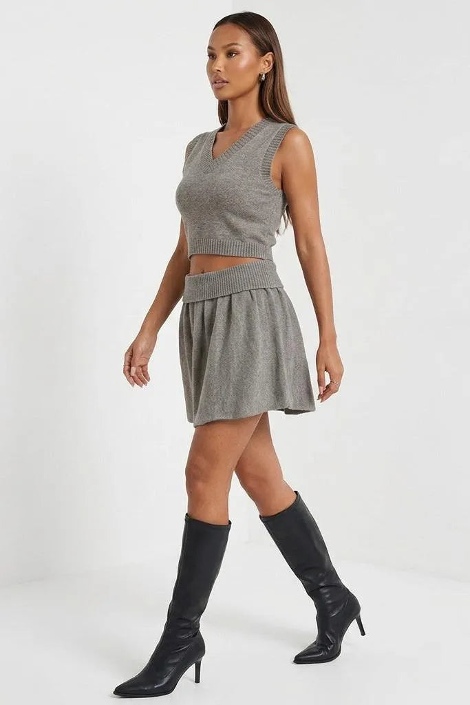 City Stroll Ribbed V-Neck Sweater Skirt Set