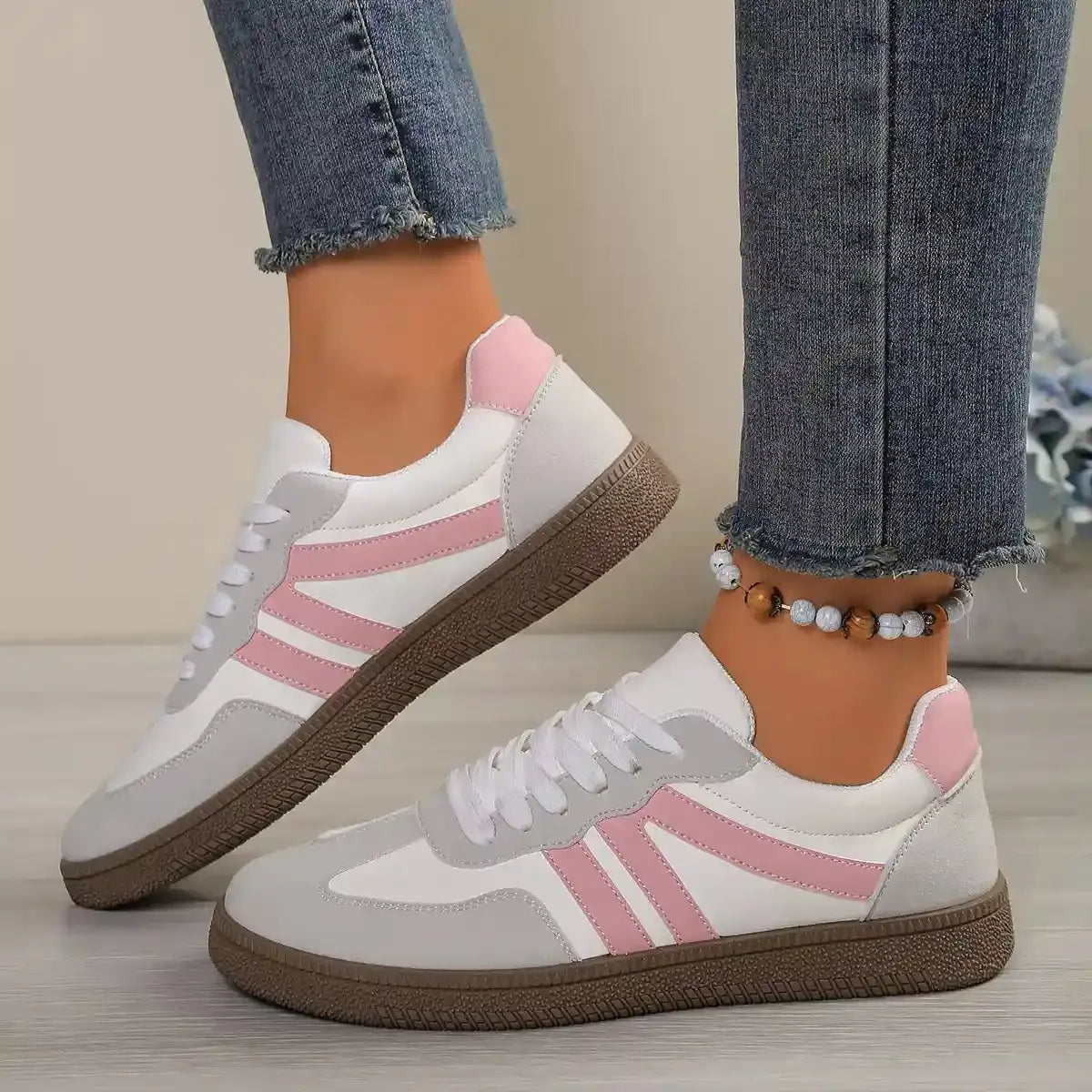 Downtown Muse Retro Sneakers