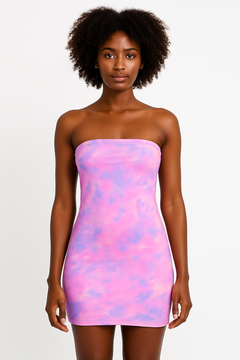 Sinnliches trägerloses Minikleid