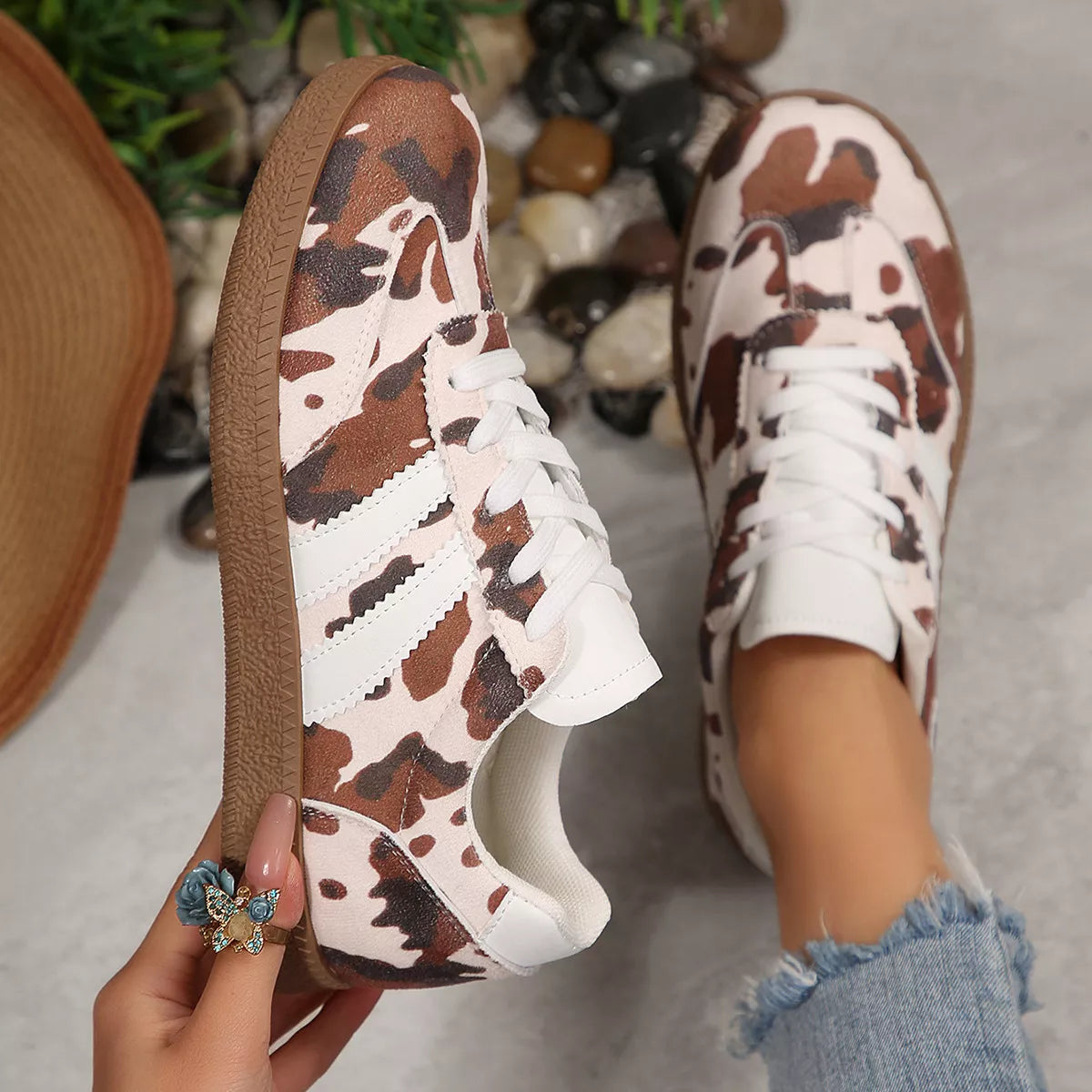Moody Moo Street Sneakers