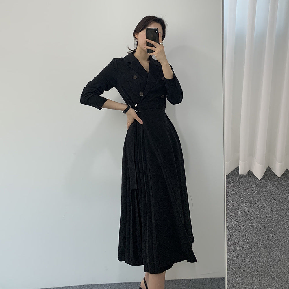 Aurelia Kleid mit Falten und Taillenband