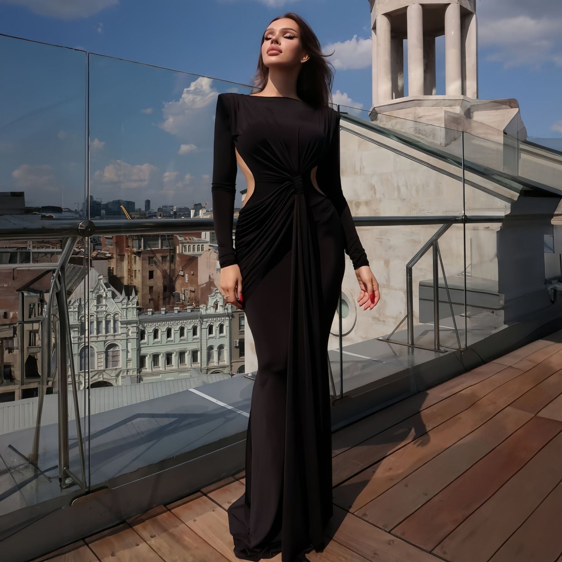 Robe de luxe audacieuse et creuse