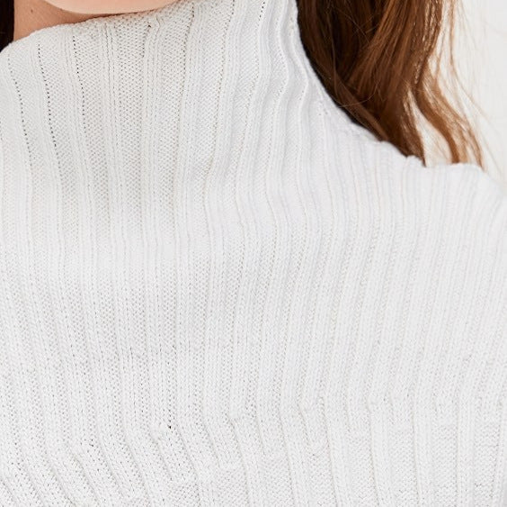 EdgeRise Collar Blouse