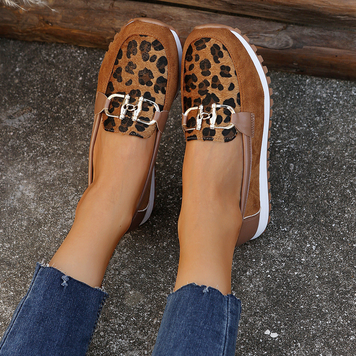 Bequeme Flats mit Schnalle 