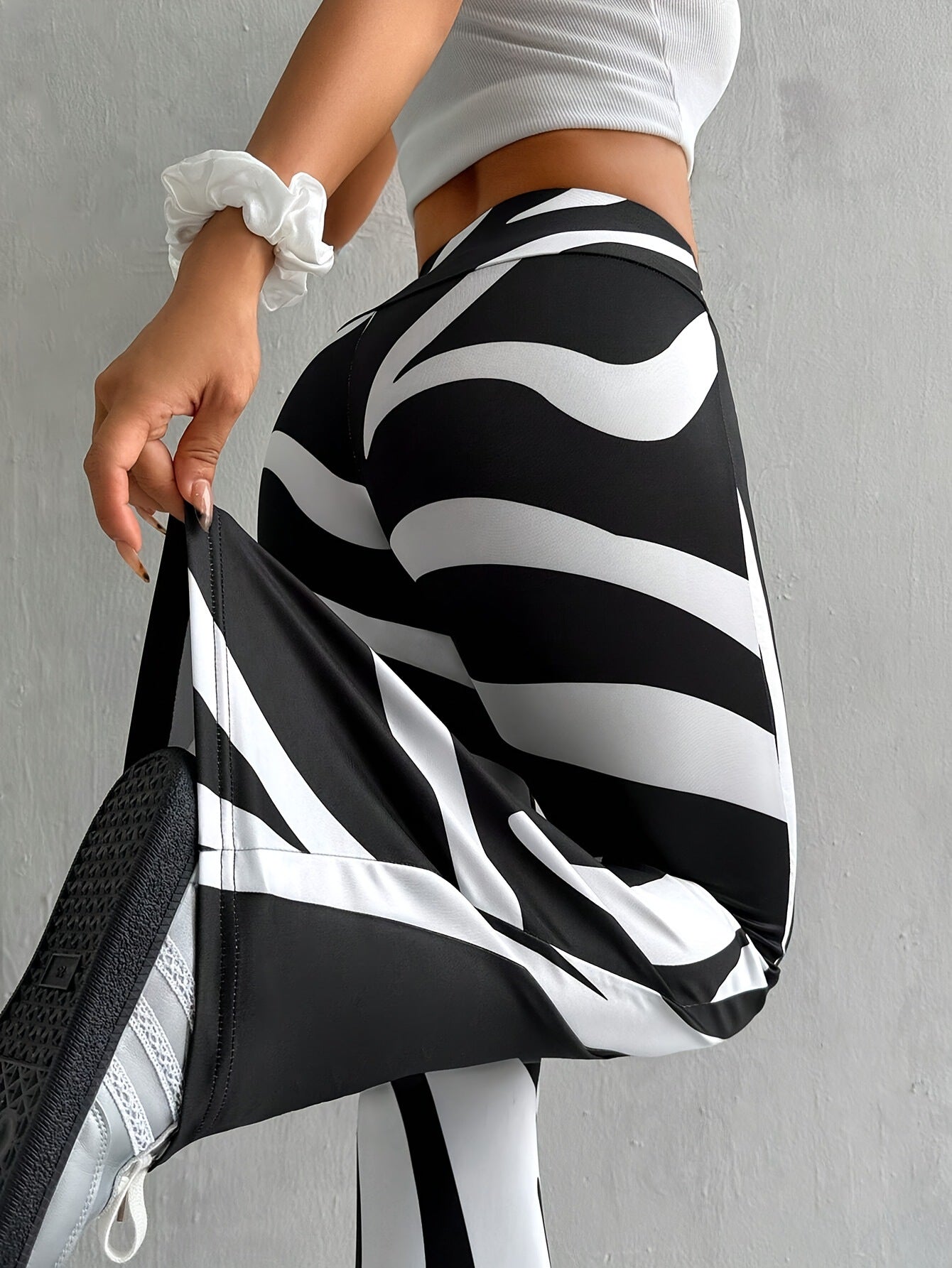 Zebra Abstract Print Flare Pants