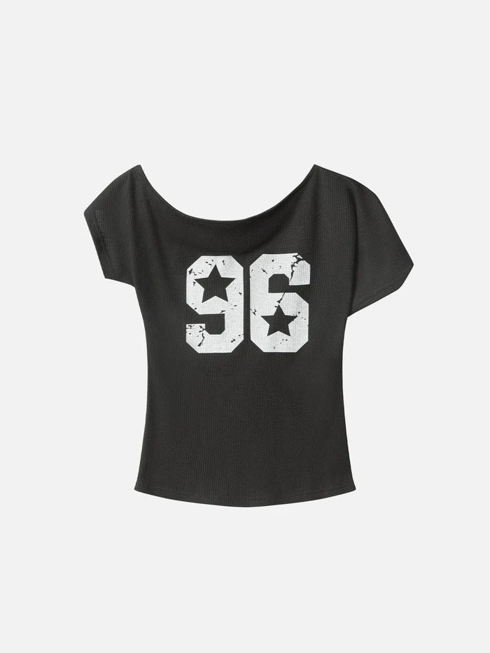 Street Vibes – T-shirt imprimé à épaules inclinées