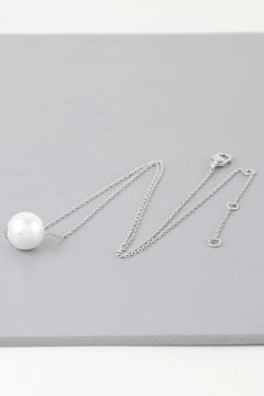Classic Pearl Pendant Necklace