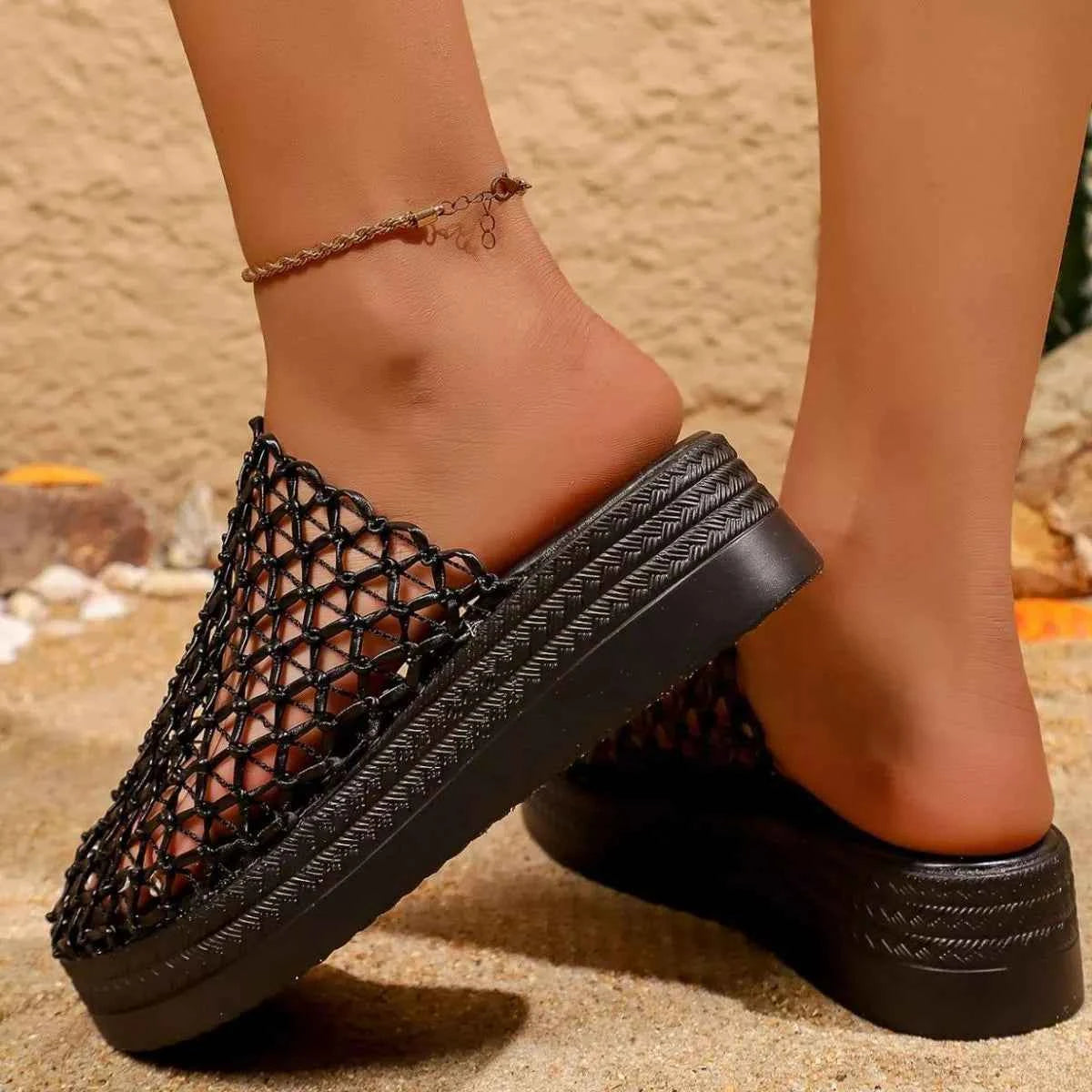 Woven Net Design Platform Sandals