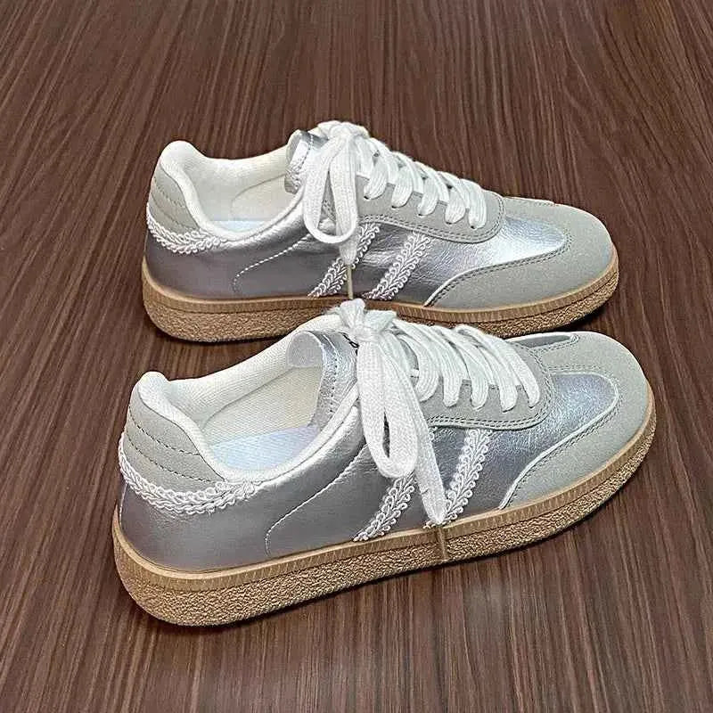 Your Daily It Sneaker