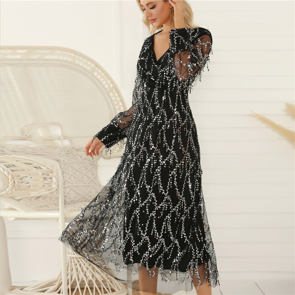 Robe glamour à franges et sequins Midnight Reverie