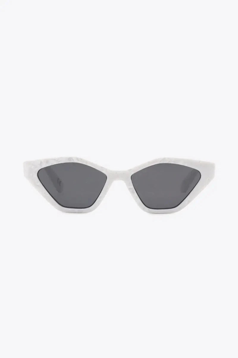 Cat Eye Polycarbonate Sunglasses - Lustreve