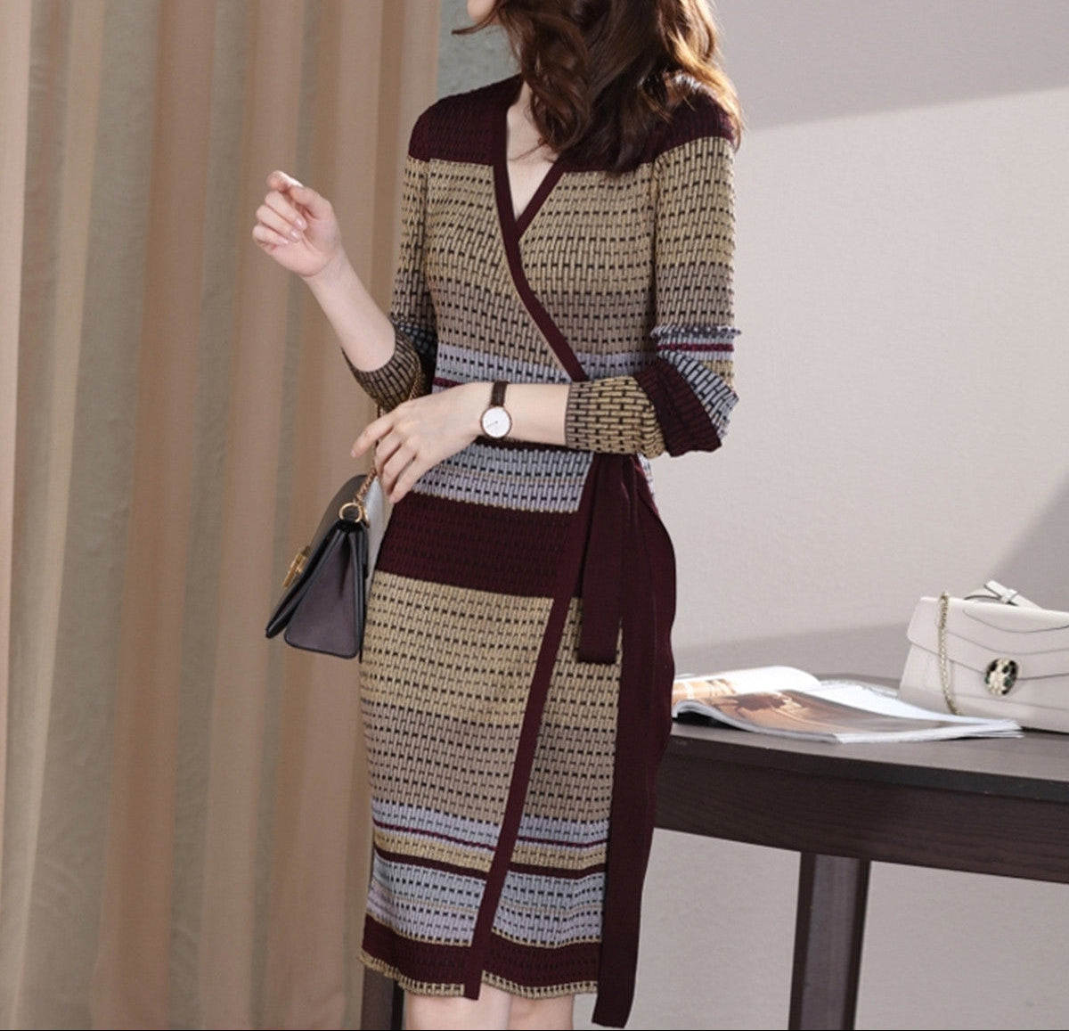 Robe midi minimaliste en tricot à manches longues