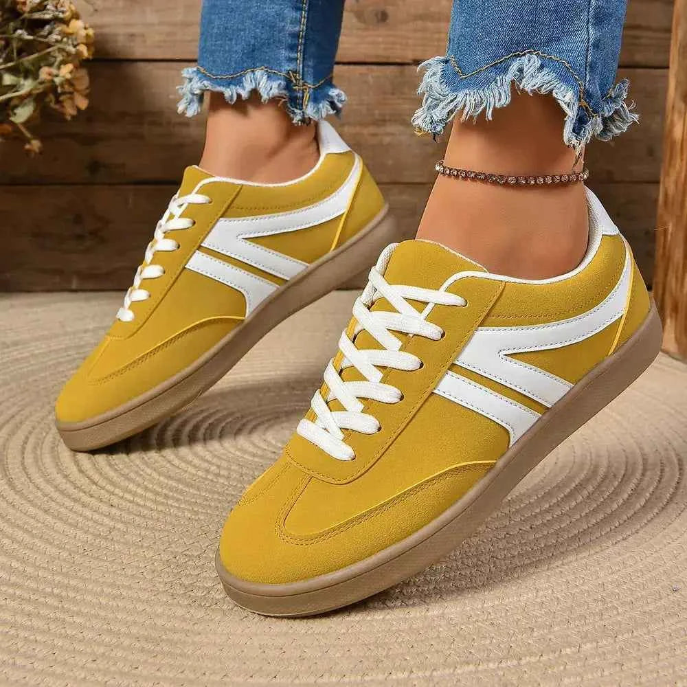 FlatLace Sneakers"