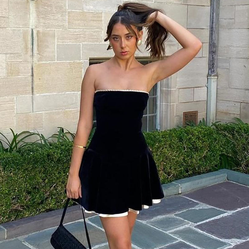 Robe mi-longue bustier en velours à volants Midnight