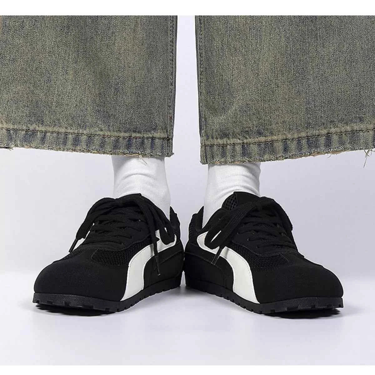 Contrast Lace Up Casual Sneakers