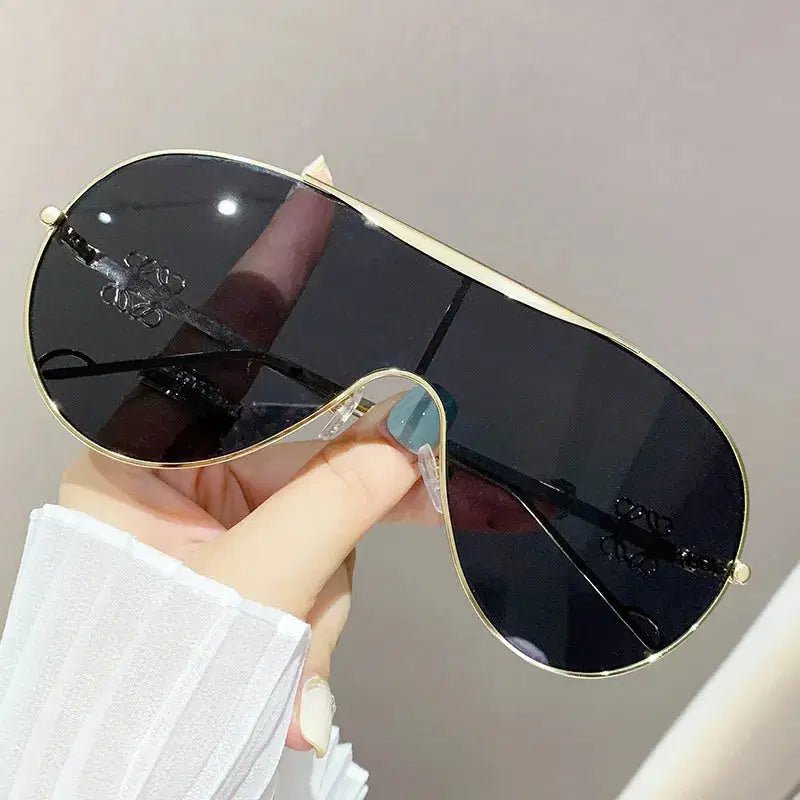 Gradient Aviator Sunglasses - Lustreve