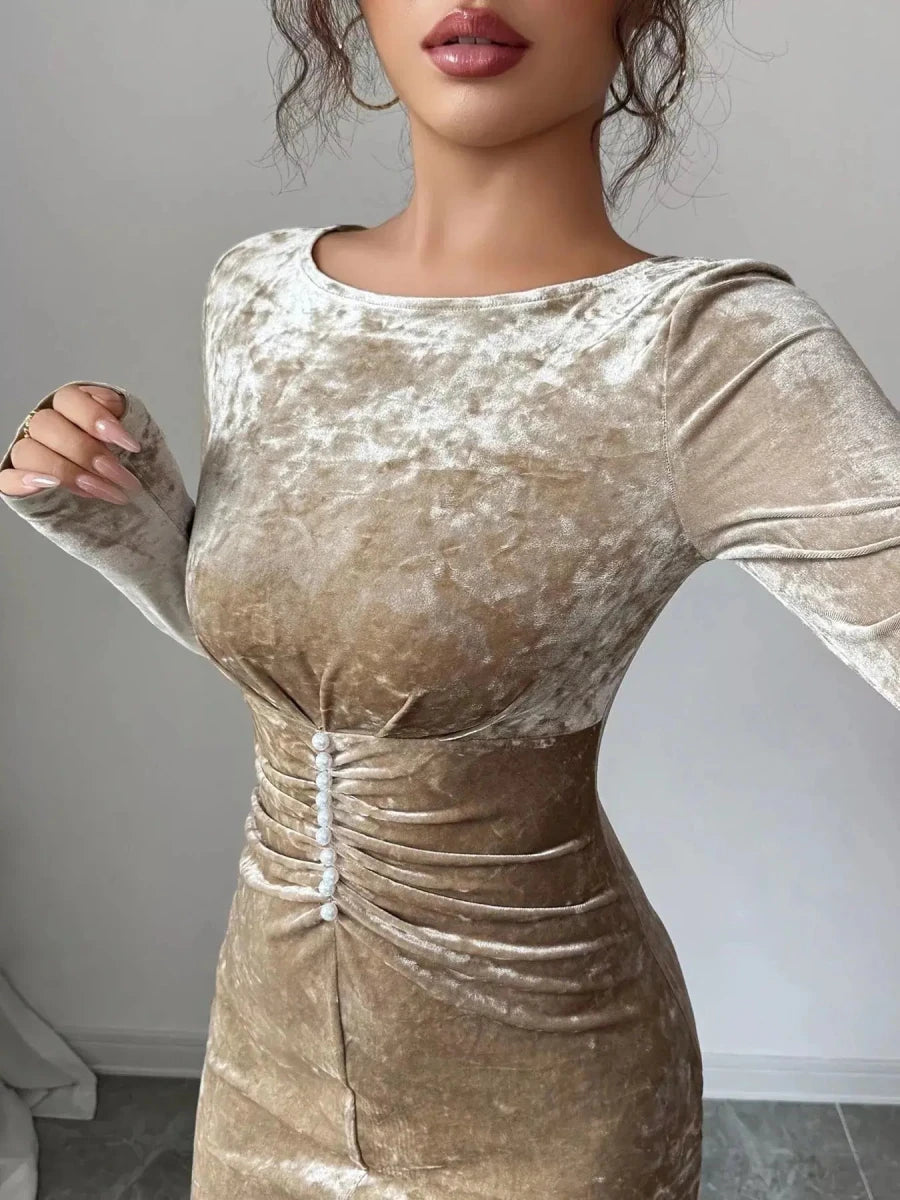 Heirloom Moment Velvet Gown - Lustreve