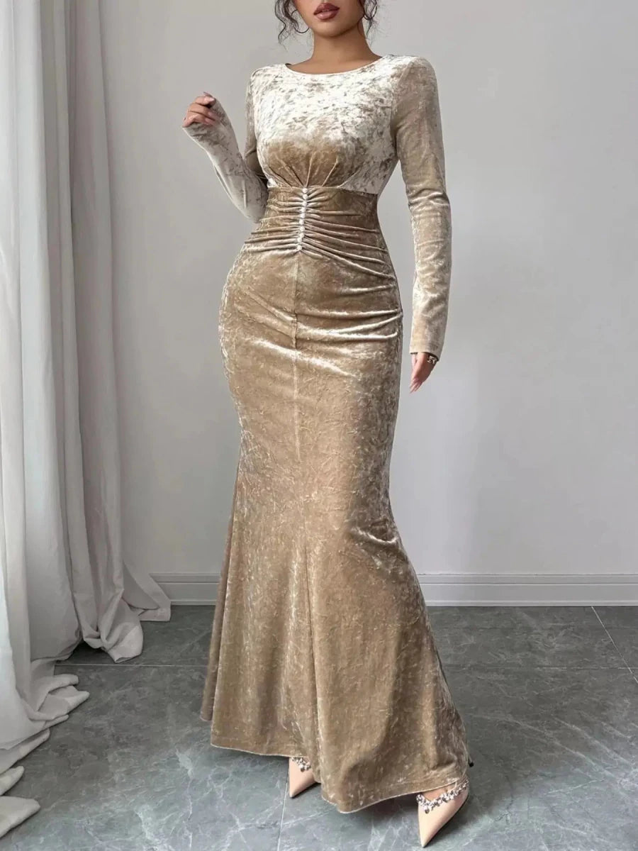 Heirloom Moment Velvet Gown - Lustreve