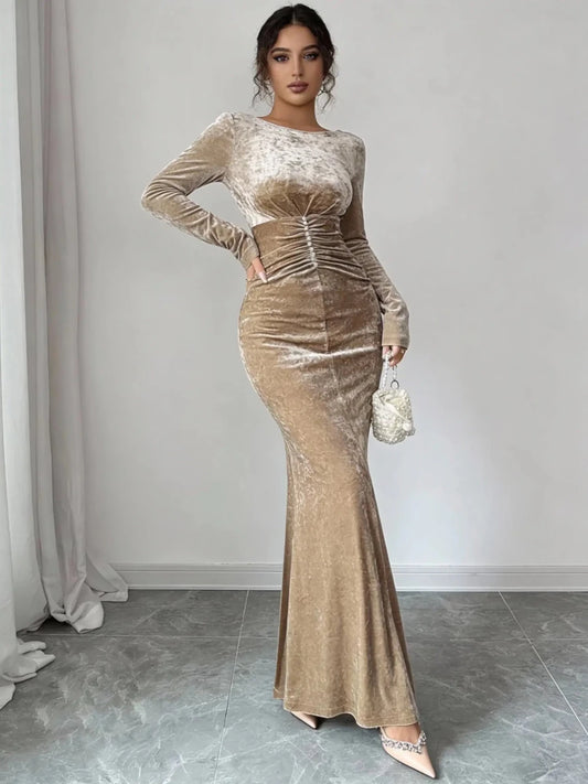 Heirloom Moment Velvet Gown - Lustreve