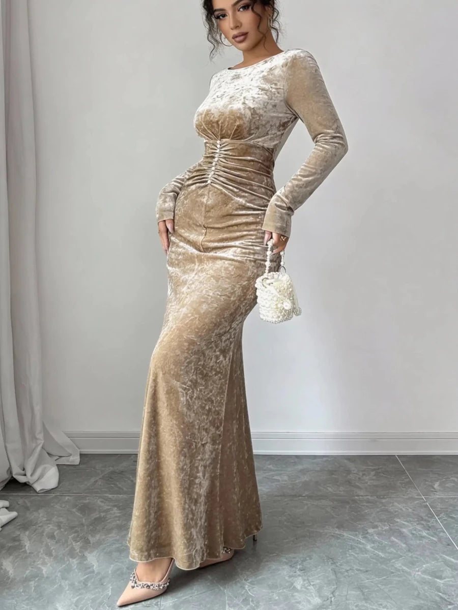 Heirloom Moment Velvet Gown - Lustreve